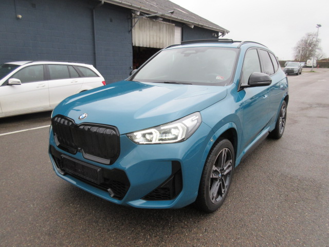 BMW X1 XDRIVE28I AUT HK 244