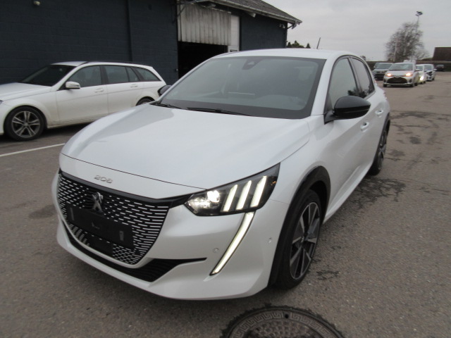 PEUGEOT E-208 GT AUT 50 KWH HK 136