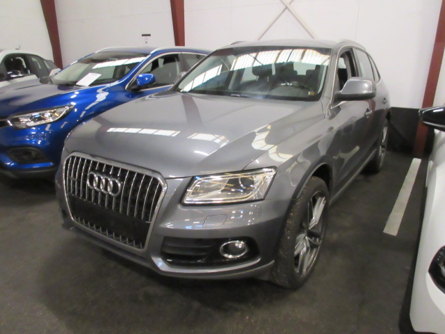 AUDI Q5 2,0 TSI QUATTRO SLINE AUT
