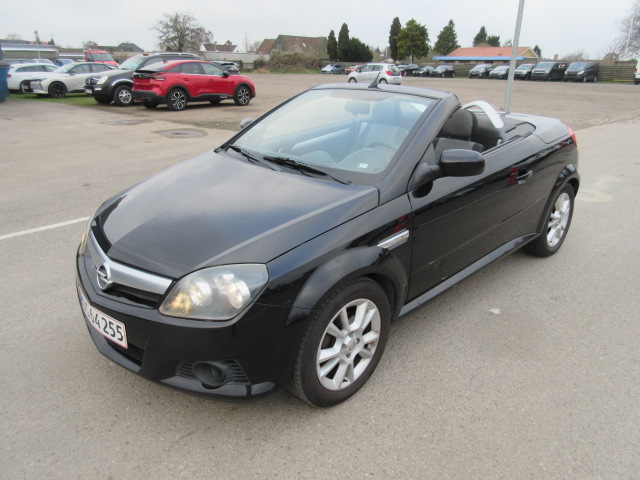 OPEL TIGRA 1,8 HK 125 CABRIOLET