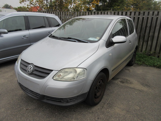 VW FOX 1,2I HK 54