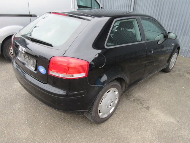 AUDI A3 1.6 HK 102