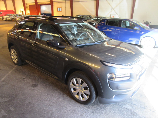 CITROËN C4 CACTUS 1.2 PT FEEL HK 82