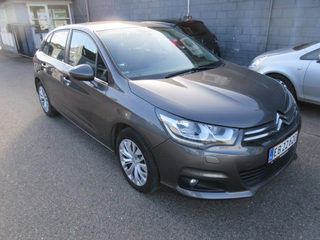 CITROËN C4 1,2 PT HK 110