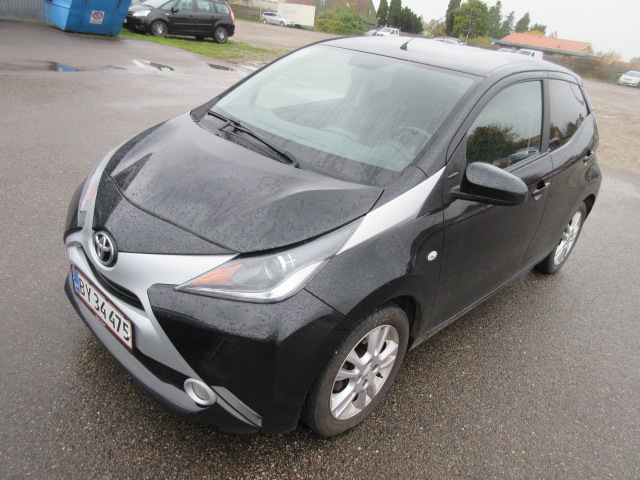 TOYOTA AYGO 1,0 VVT-I HK 69