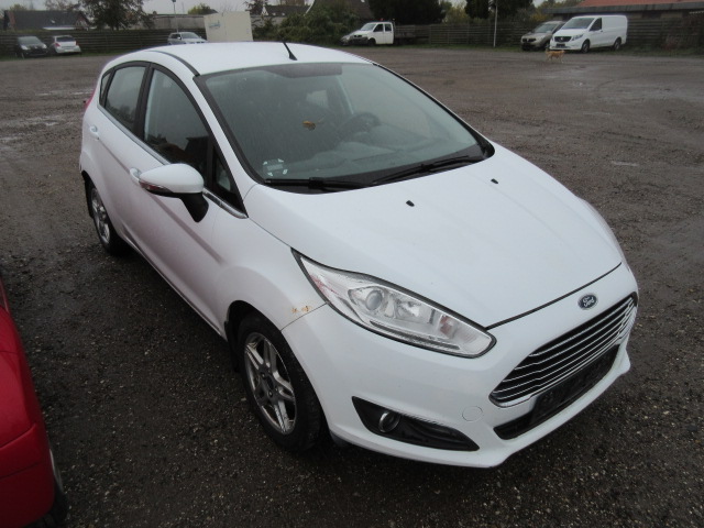 FORD FIESTA 1,0 ECOBOOST TITANIUM