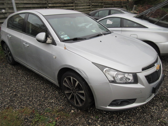 CHEVROLET CRUZE 1,8I HK 141