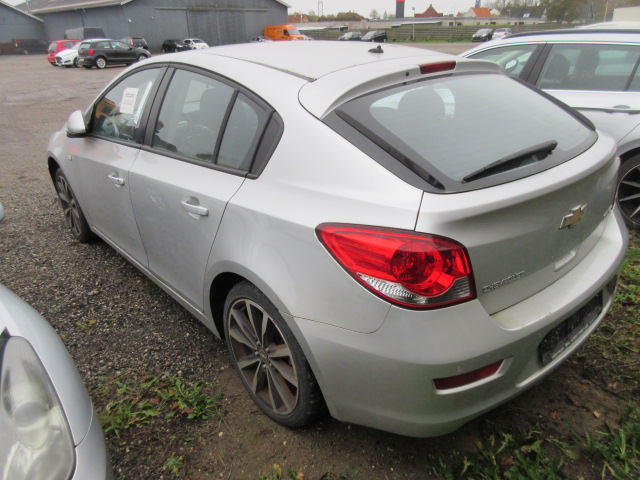 CHEVROLET CRUZE 1,8I HK 141