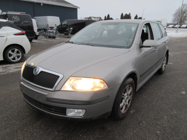 SKODA OCTAVIA 1,8 TSI HK 160