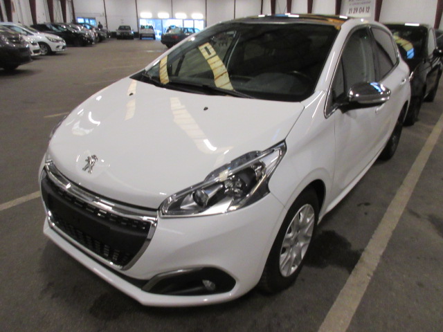 PEUGEOT 208 1,2 PT ALLURE+ HK 82
