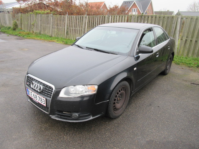 AUDI A4 2,0 TDI LIMOUSINE