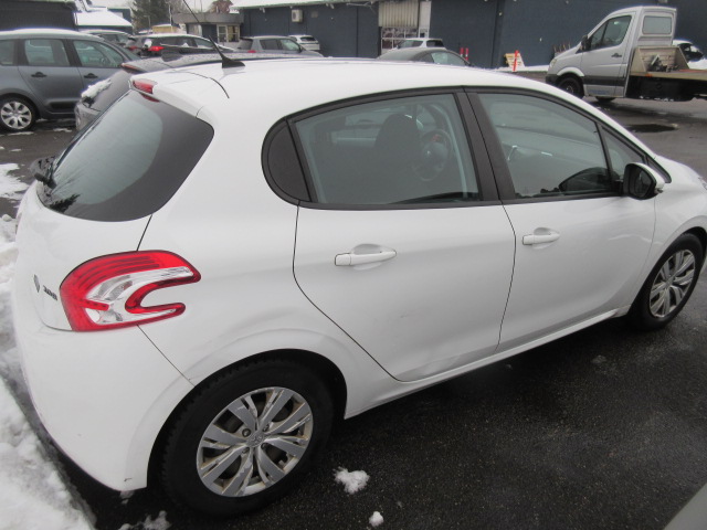 PEUGEOT 208 1,0 VTI HK 68