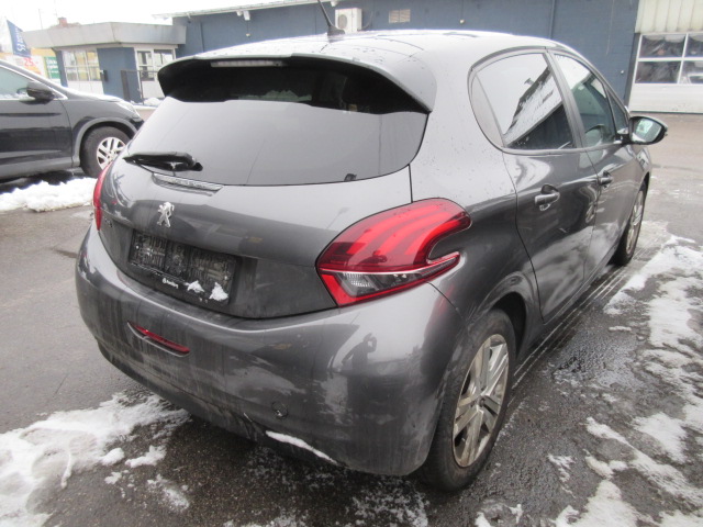 PEUGEOT 208 1,2 E-THP SIGNATURE SKY