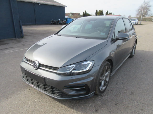 VW GOLF 1,5 TSI DSG7 HK150 RLINE