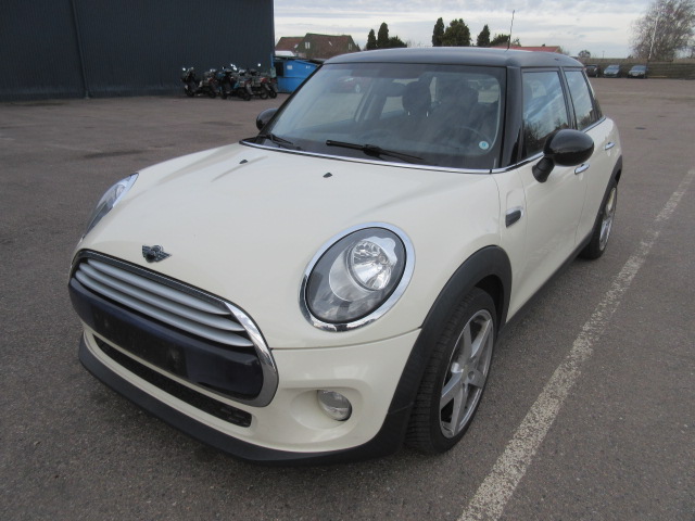 MINI COOPER 1,6 HK 136