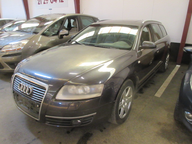 AUDI A6 AVANT 2,4I