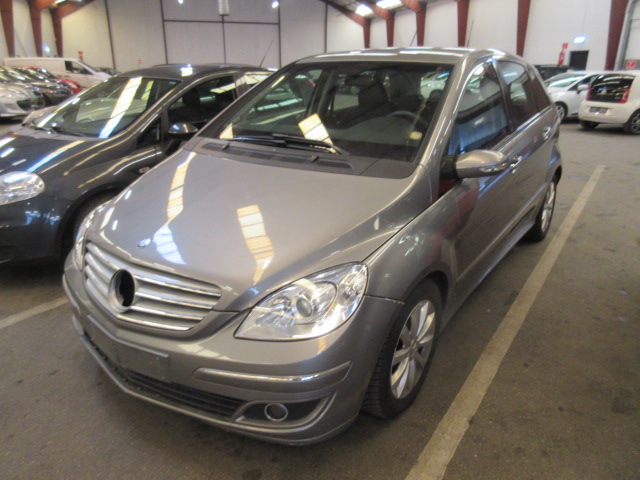 MERCEDES B 180 CDI AUT HK 110