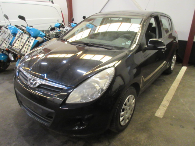 HYUNDAI I20 1,2 HK 77
