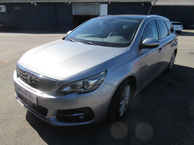 PEUGEOT 308 1,5 BHDI DESIRE SKY HK 130