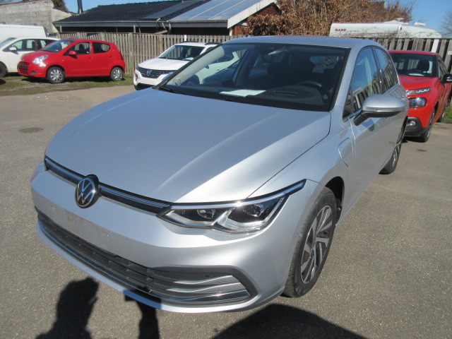 VW GOLF E-HYBRID 1.4 TSI DSG6 204