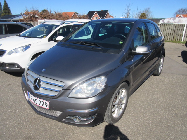 MERCEDES B180 2,0 CDI AUT HK 110