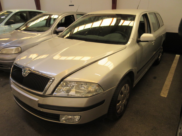 SKODA OCTAVIA 1,6 FSI HK 116