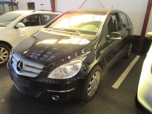 MERCEDES B200 CDI HK 140