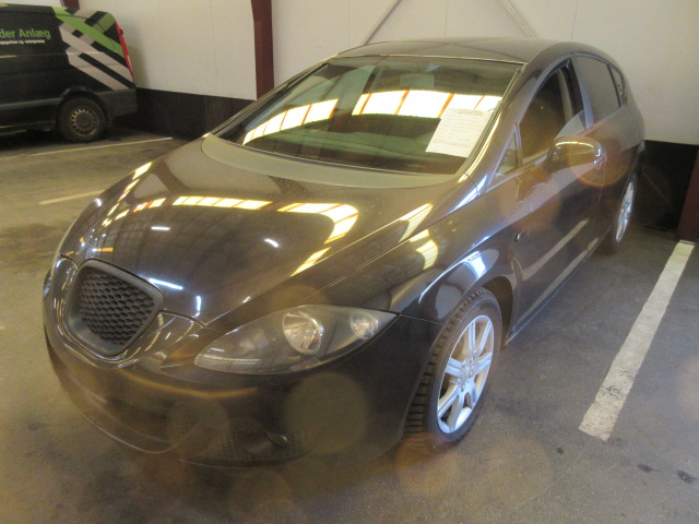 SEAT LEON 1,6 HK 102