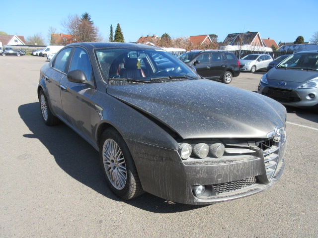 ALFA ROMEO 159 1,9 JTDM HK 150