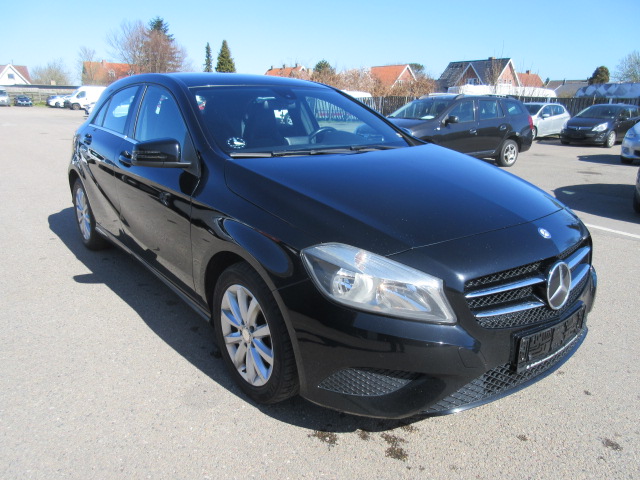 MERCEDES A180 CDI BE HK 110