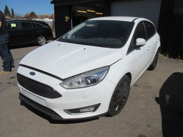 FORD FOCUS 1,5 ECOBOOST HK 182
