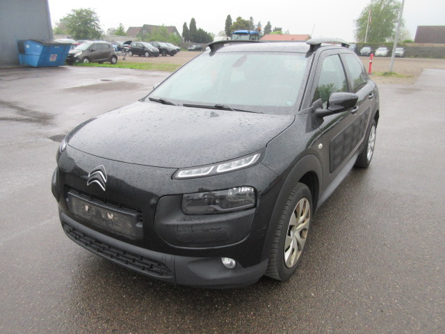 CITROËN C4 CACTUS 1.2 HK 82