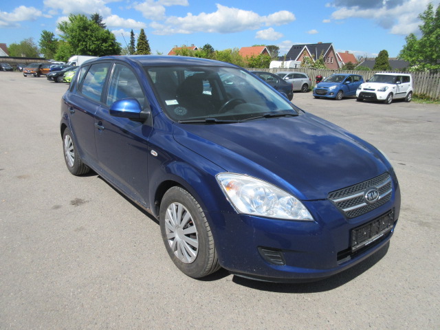 KIA CEED 1,4I HK 109 ACTIVE