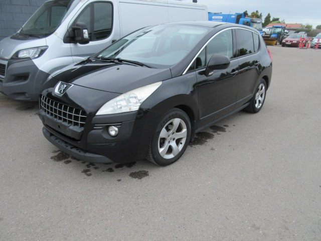 PEUGEOT 3008 1,6 HDI HK 112