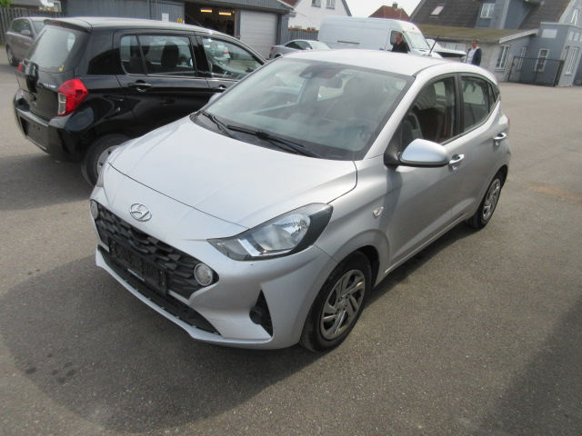 HYUNDAI I10 1.0 ESSENTIAL HK 67
