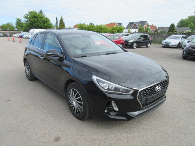 HYUNDAI I30 1.6 CRDI PREMIUM HK 110