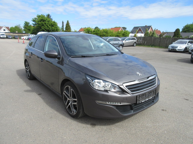 PEUGEOT 308 1,6 BLUE-HDI HK 120