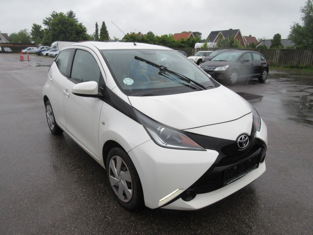 TOYOTA AYGO 1,0 VVT-I HK 69