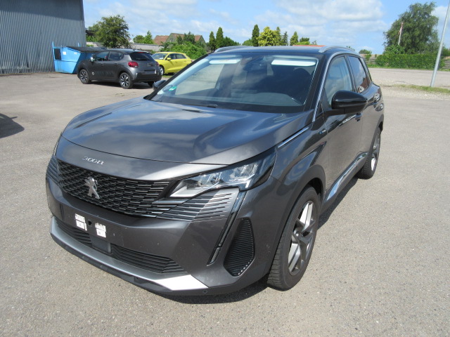 PEUGEOT 3008 1.6 HYBRID AUT HK 225