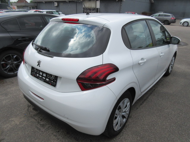 PEUGEOT 208 1,0 VTI HK 68