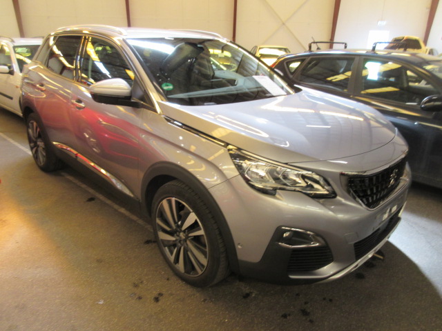 PEUGEOT 3008 1.2 PT ALLURE AUT HK 130