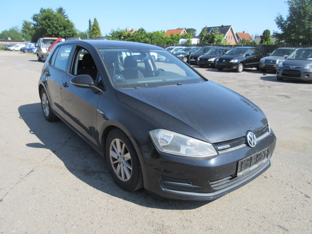 VW GOLF 1,6 TDI BMT HK 110