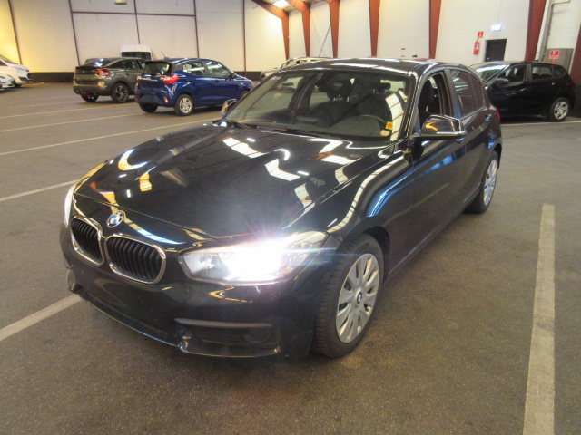 BMW 118I AUT HK 136