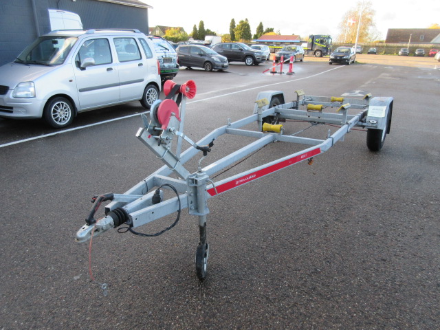 TEMARED BÅDTRAILER