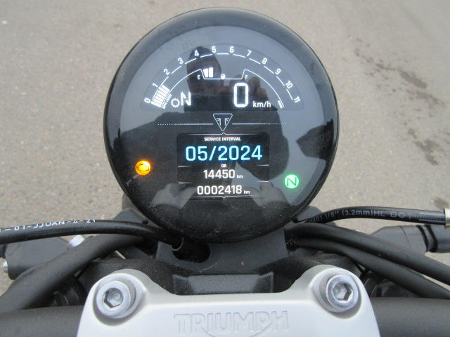 TRIUMPH TRIDENT 1 HK 81