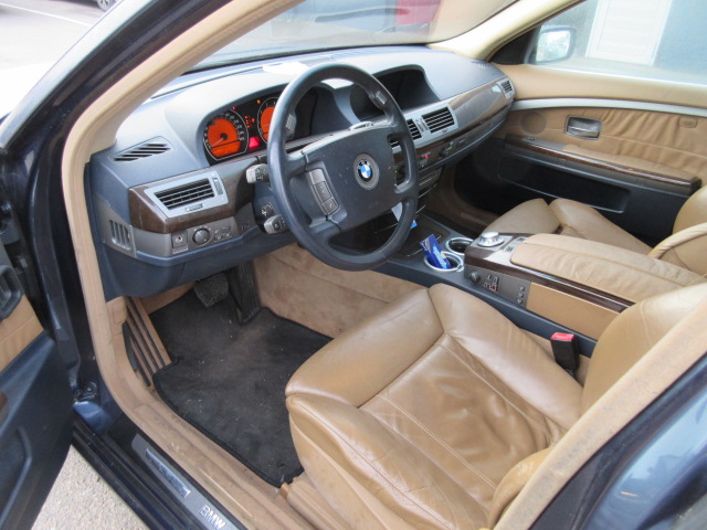 BMW 735I V8 AUT HK 272