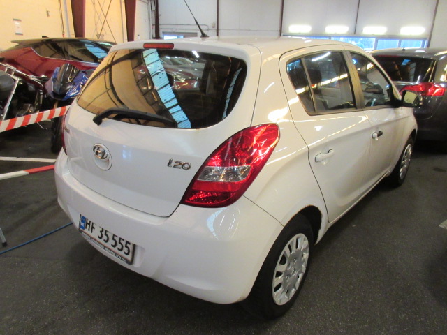 HYUNDAI I20 1,2I HK 77