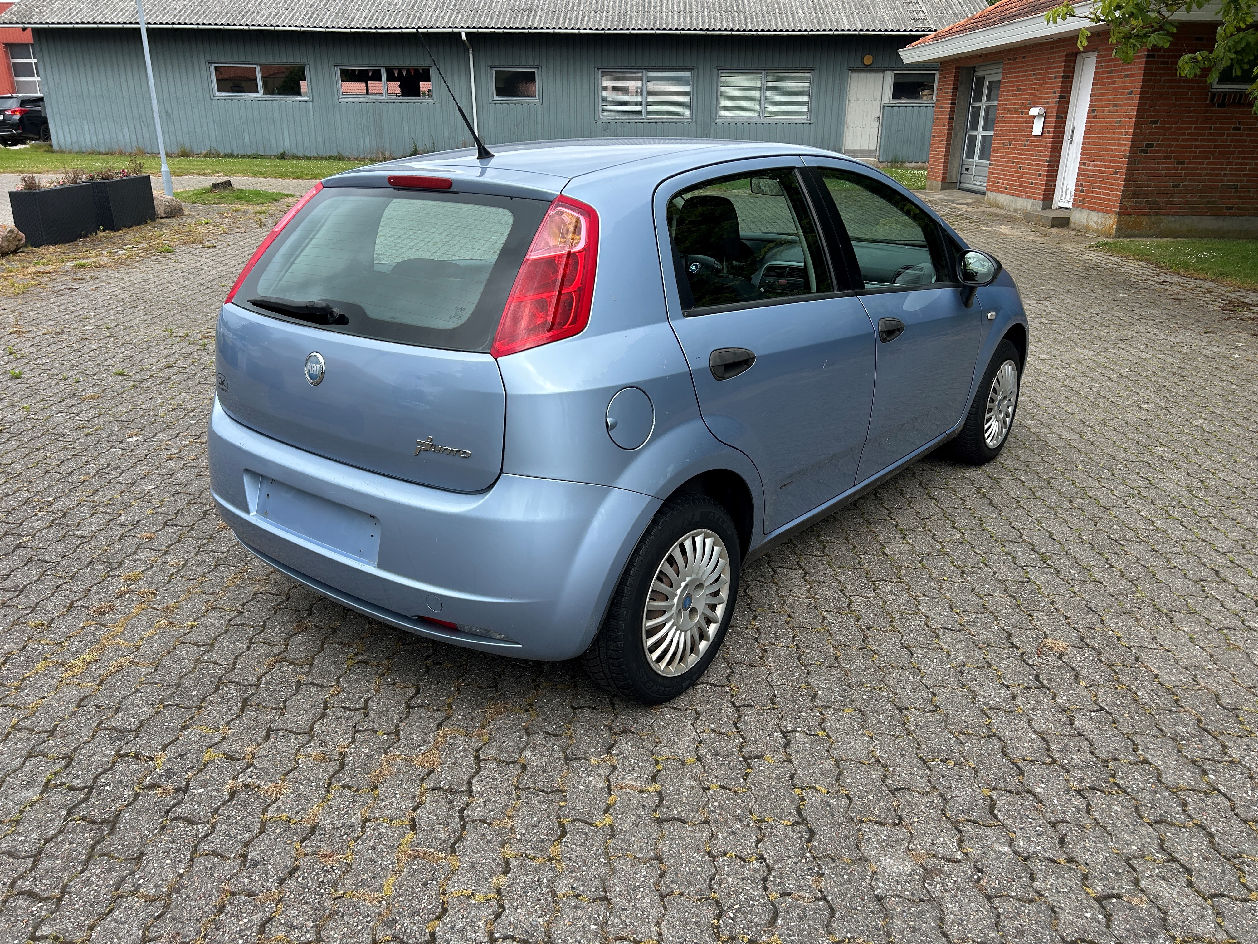 FIAT PUNTO 1,2I HK 65