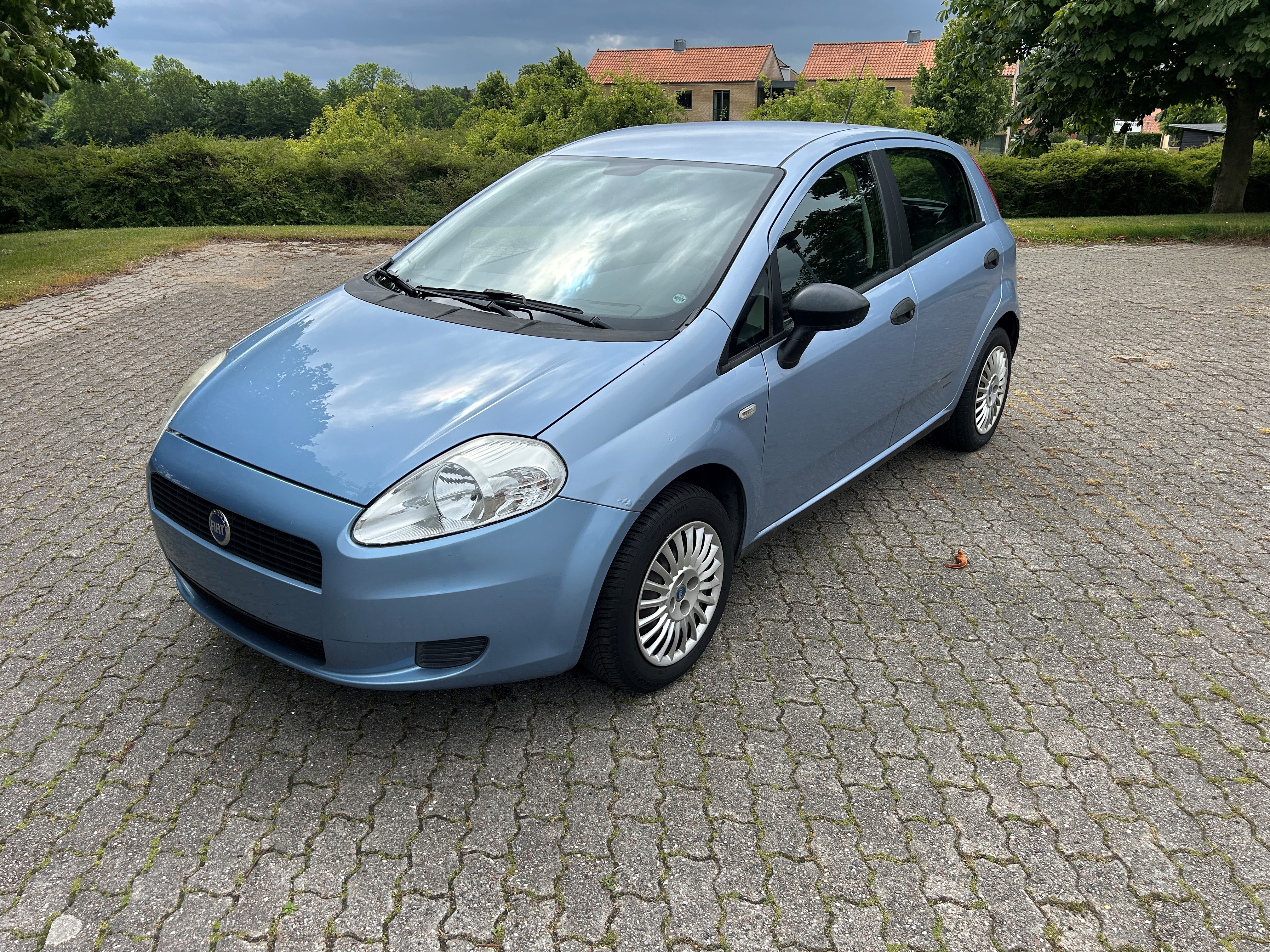 FIAT PUNTO 1,2I HK 65